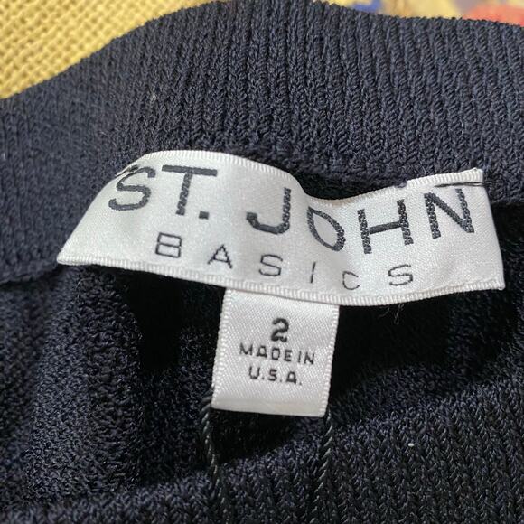 New with Tags ST JOHN Collection Black Knit Skirt Size 2 Ruffled Hem Knee Length - Picture 4 of 9